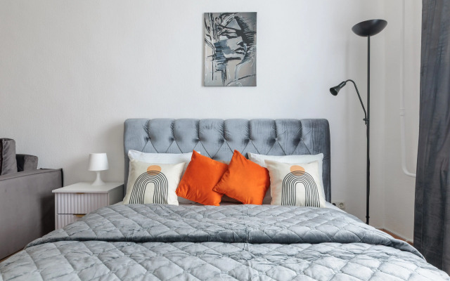 Апартаменты у Дворцовой площади DereMRents ДереМРентс