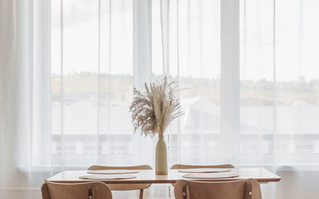 Апартаменты трехкомнатные с Эко-дизайном и видом на Центральную набережную