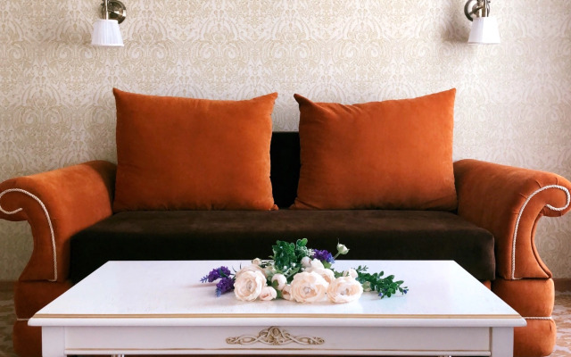 Отель Cronwell Inn Стремянная