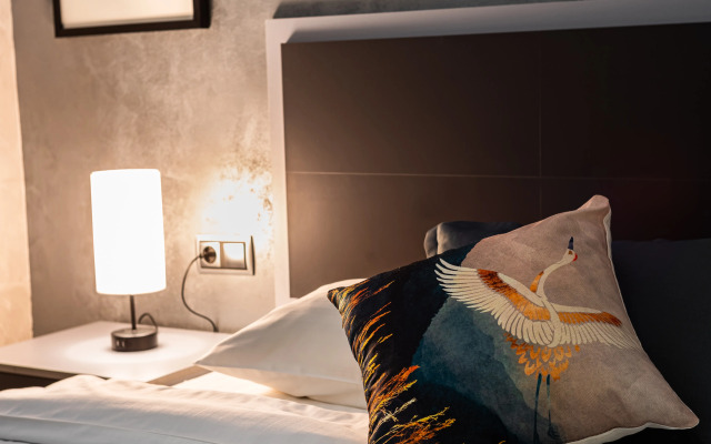 Amazon Apartment By Downtown InnApartments