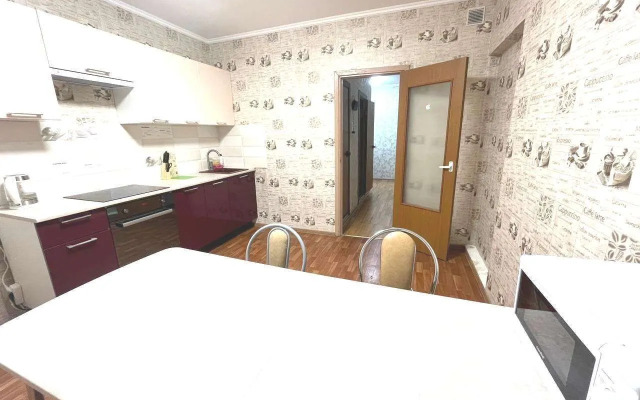 Квартира на Проспекте Защитников Москвы 11