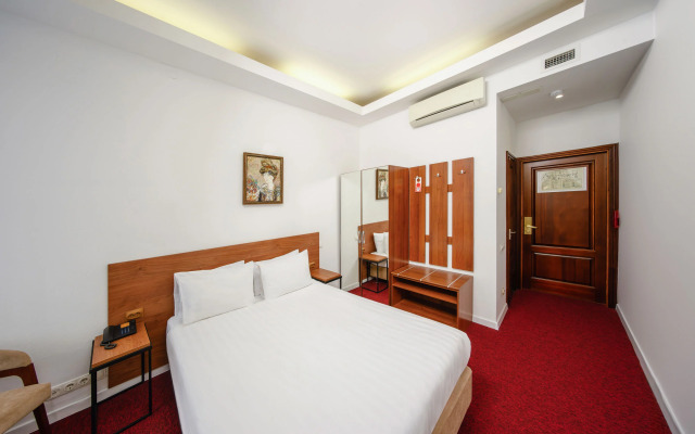 Hotel Pushkin