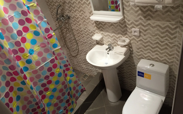 Отель Pine Beach