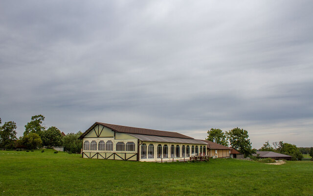 Zagorodniy Hotel Safari-Park Mushkino