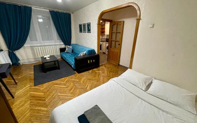 Uyutnaya u metro Sokol Apartment
