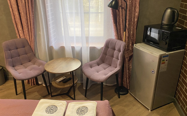 Апартаменты студия 9 Дворик Друзей