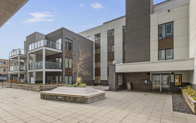 Апарт-отель GLOBALSTAY Condo Near the Bow River