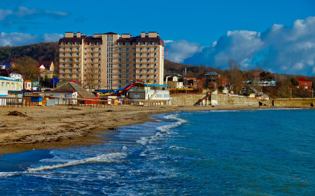 Izumrud Hotel