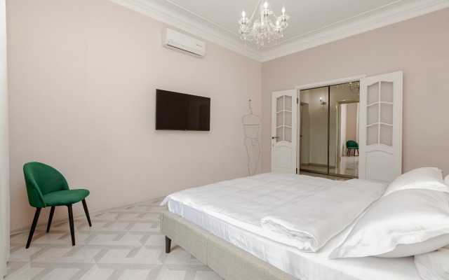 Апартаменты в центре с двумя спальнями