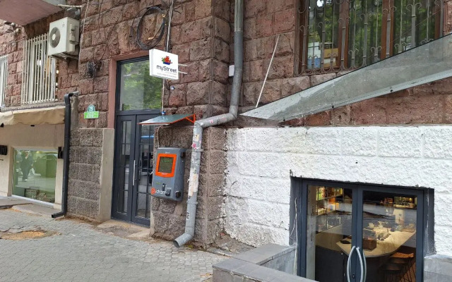 Arm Hostel