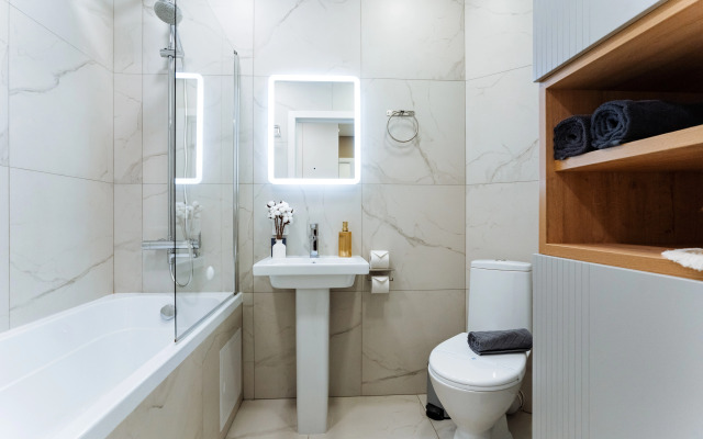 Uyutnaya V Tsentre S Prekrasnym Servisom Flat