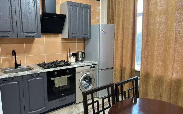 Na Prospekte Lenina 37/73 Flat