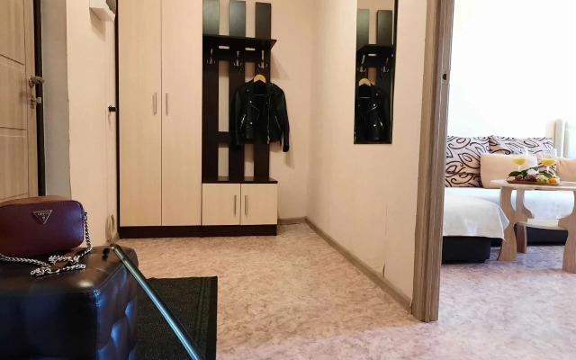 Апартаменты на Московском Проспекте 122 (590)