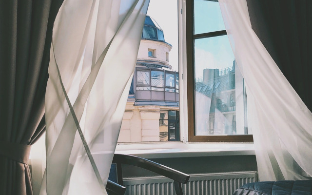 Отель Cronwell Inn Стремянная