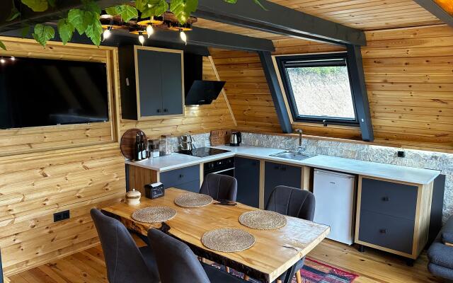 Paradise Valley Bungalow Chalet
