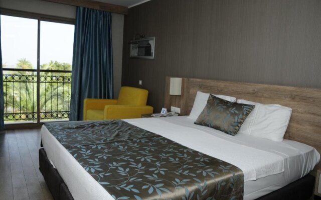 Lucida Beach Hotel 