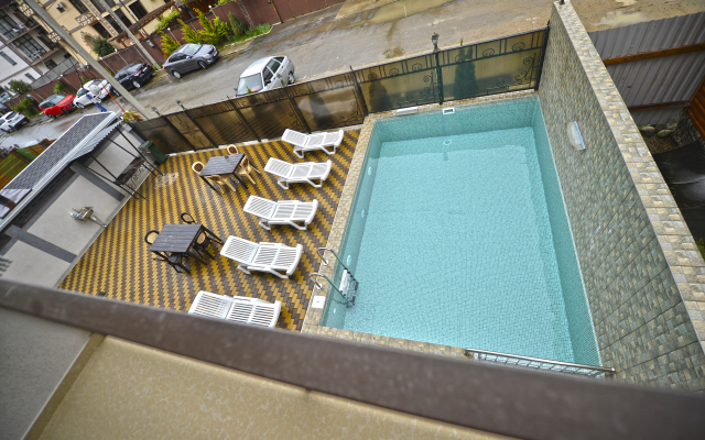 Grad Guest House