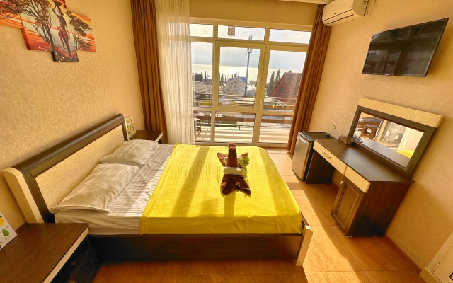 Курортный Отель GardenBerry Hotel