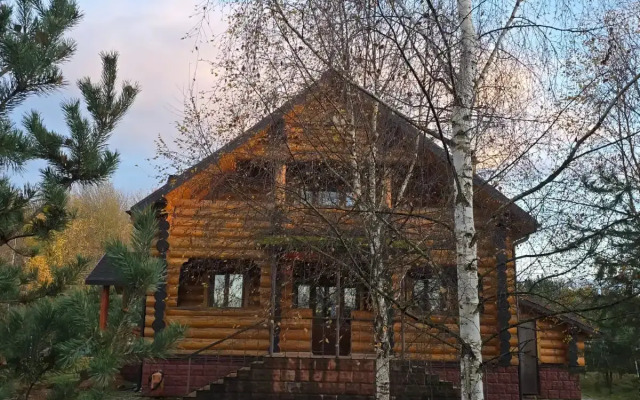 Частный дом Уница 300кв.м на первой линии озера Селигере