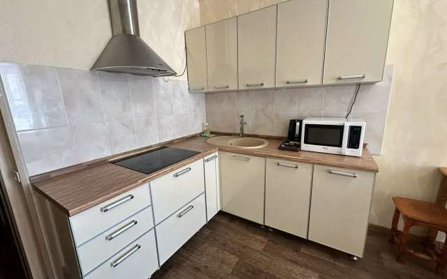 Na Metallurgov 106 Apartments