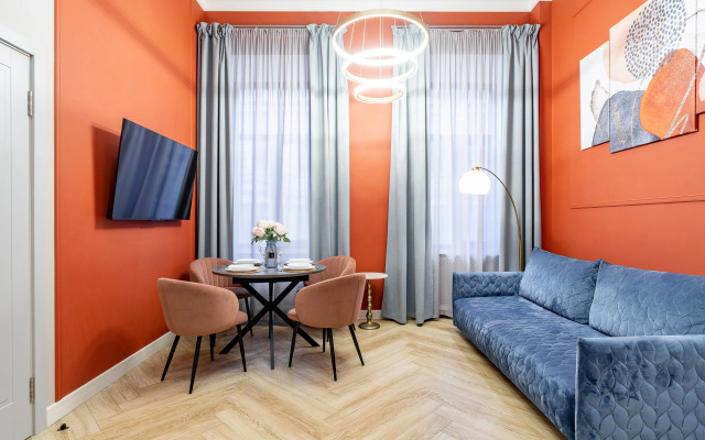 Квартира Евро-двухкомнатная с видом на Столярный переулок №4