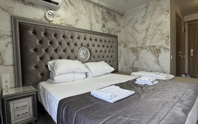 3-Kh Mestnye u Chernogo Morya Lenina 219/5 Apartments