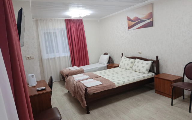 Na Tolstogo 30/1 Guest House