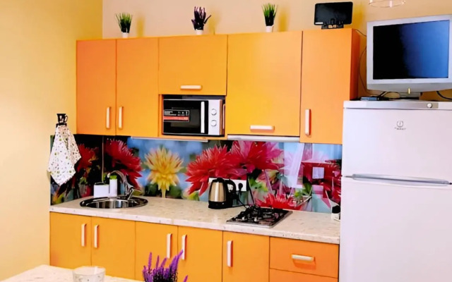 Orange na Mamayke Flat