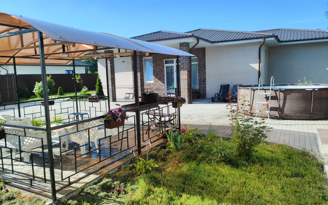 Частный дом отдельный с баней