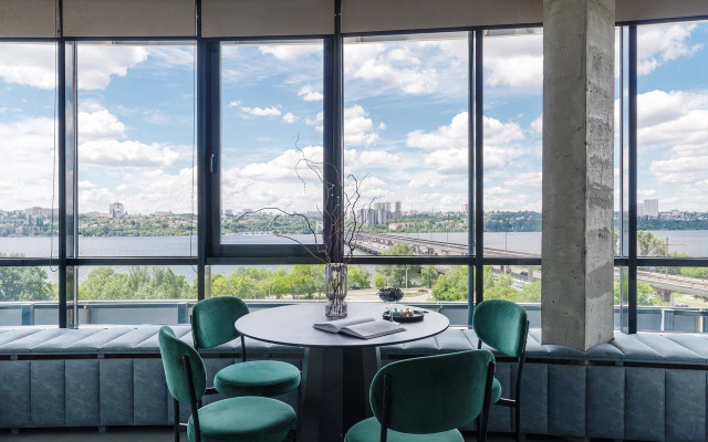 Апартаменты Видовые VEROM с выходом на набережную и парк Дельфин ЖК АTLANTIS