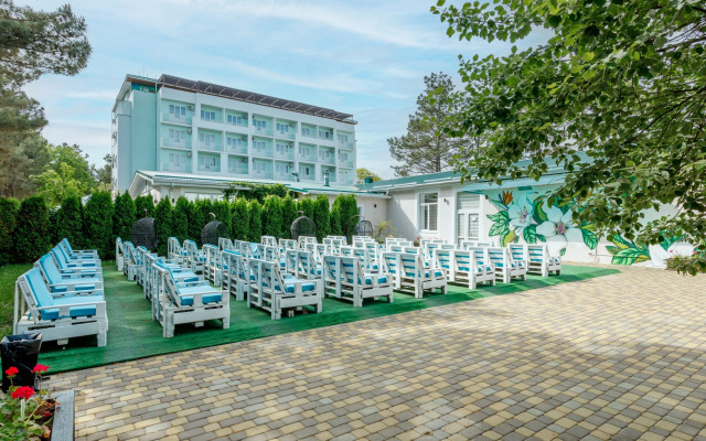 Lazurnyij Bereg Hotel