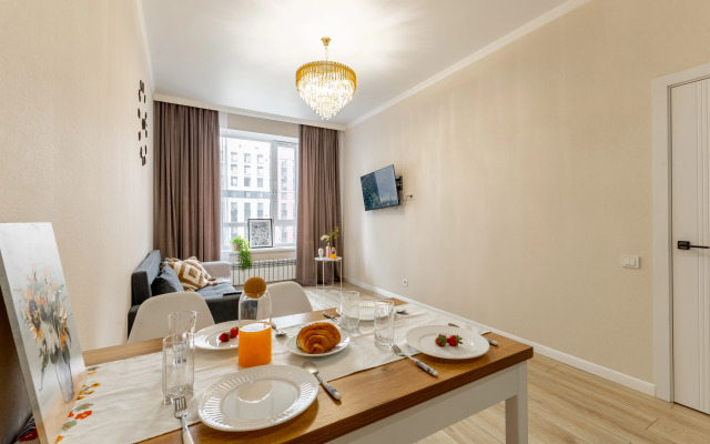 Vozle Khan-Shatyra I Botanicheskogo Sada Flat