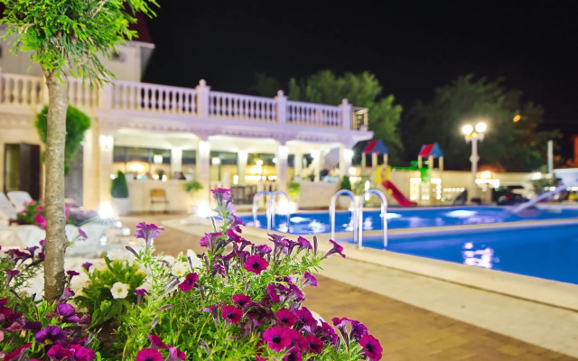 Diva Plaza Hotel