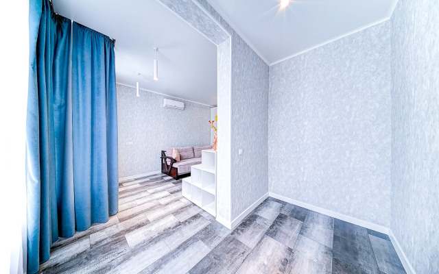 Двухкомнатная квартира с видом на море