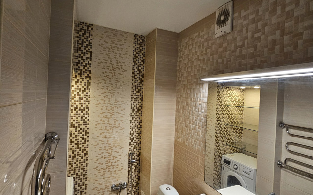 Квартира Просторная двухкомнатная рядом с центром Казани