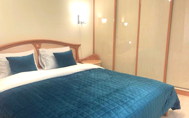 Apartamenty Na Kubanskoy Naberezhnoy Flat