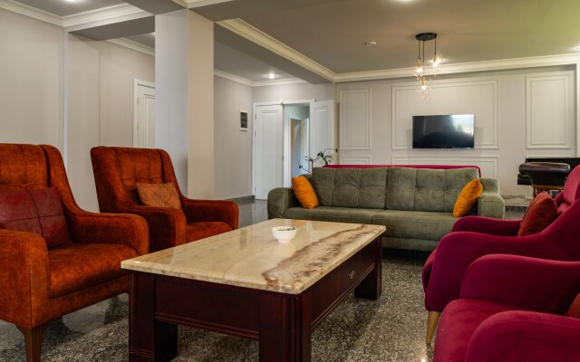 Grace Faors Hotel