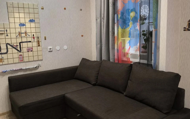 Uyutnaya Studiya V Novom Petergofe Flat