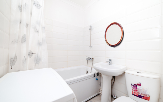 Na Ulitse Alyabyeva 1 Flat