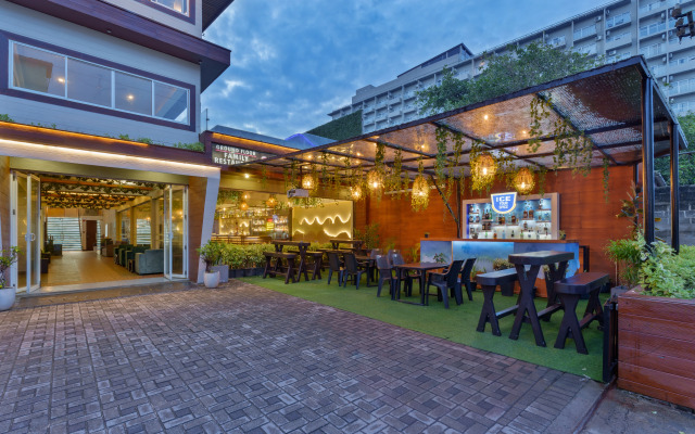 Отель Beach Corridor Spa