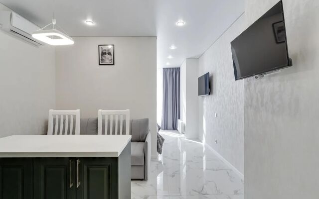 Zerkalnaya Studiya Apartments