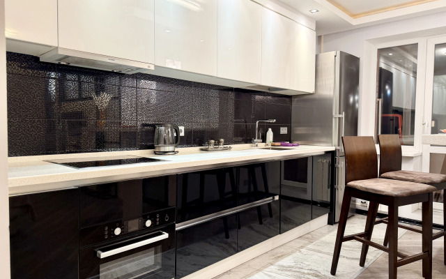 Квартира Лайф Апарт Стильная Евро 2-ка Новорогожская 28