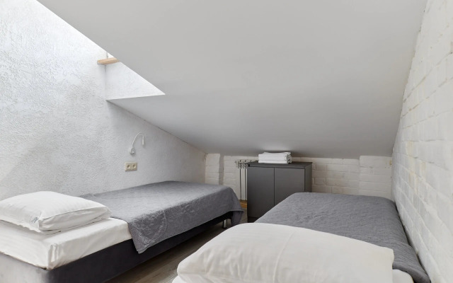 Rush in Aparts v Tsentre Mansardnyy Nomer s Dvuspal'noy Krovatyu i Udobnoy Obshchey Kukhney Ryadom Ulitsa Baumana Living Quarters - Apartment in 카잔 - Photo 3