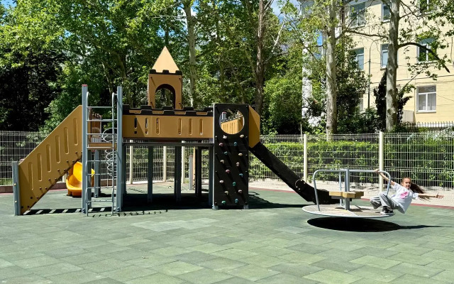 Moskovskiy Kvartal, Yalta Apart Hotel