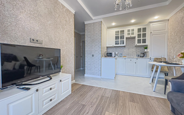 Dizaynerskiye Apartamenty v ZhK Romanov