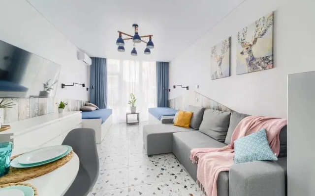 Odnokomnatnaya Molodogvardeyskaya 2/63 Flat
