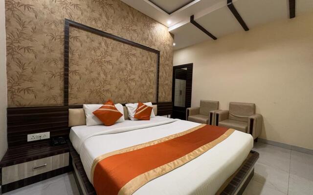 Отель Shri Sai Hotel