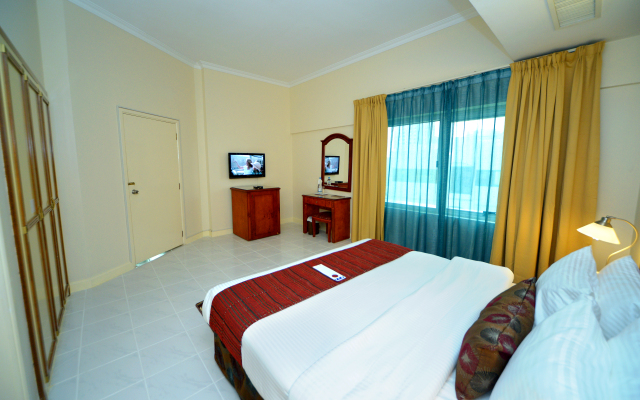 Nejoum Al Emarate Hotel