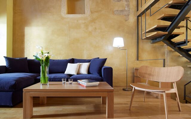 Dorotheou House Villa