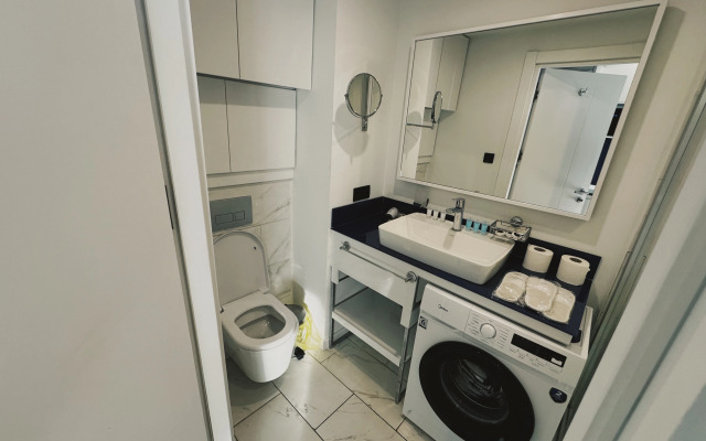 Marvella Hotel Orbi City 27th floor Apartments
